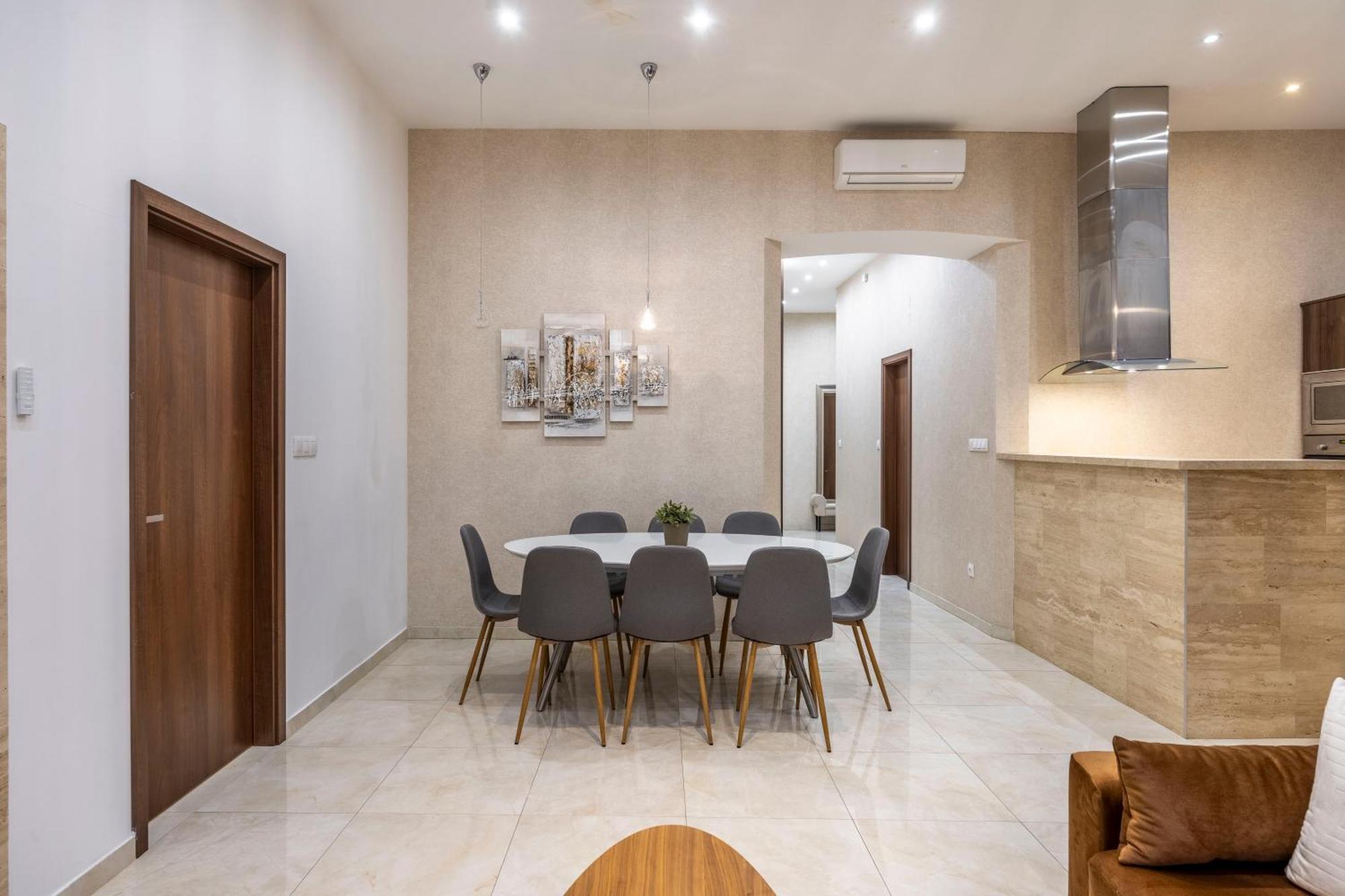 Luxe N' Charm Grand By Prestige Homes *